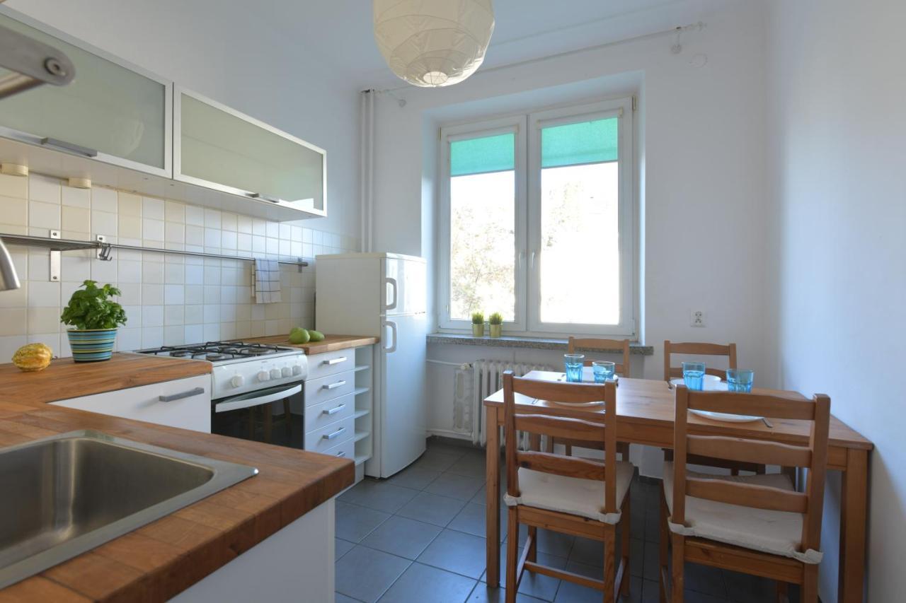 Wilcza 3 - Apartament Dla 4 Osob - 260M Do Ambasady Usa - Duzy Balkon Od Strony Dziedzinca - Wifi - Good Apartments 바르샤바 외부 사진