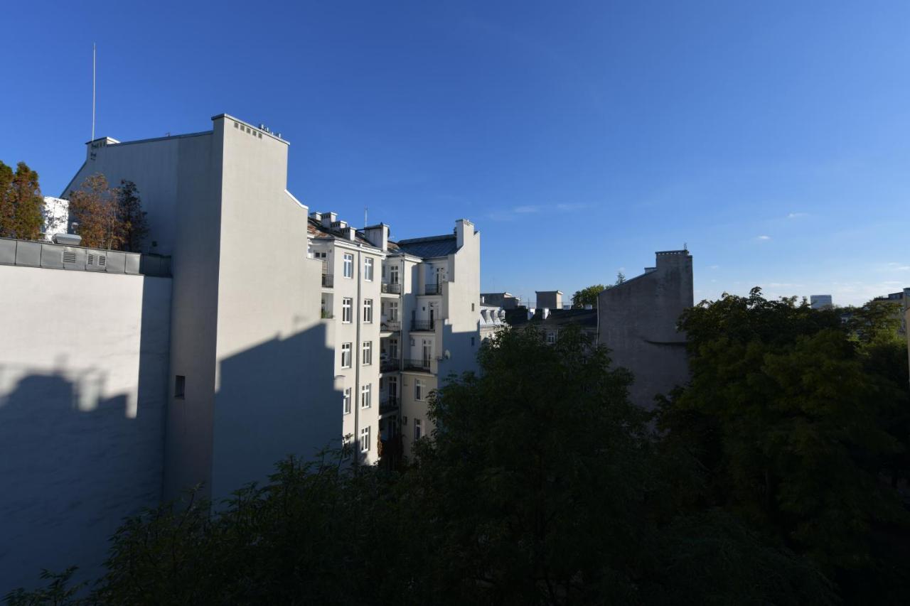 Wilcza 3 - Apartament Dla 4 Osob - 260M Do Ambasady Usa - Duzy Balkon Od Strony Dziedzinca - Wifi - Good Apartments 바르샤바 외부 사진